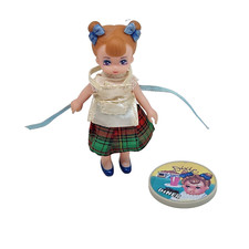 VINTAGE 1989 TYCO DIXIE'S DINER DIXIE DOLL / FIGURE IN OUTFIT W/ BUTTON