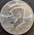 JFK HALF DOLLAR - 2004 P - VERY LOW MINTAGE - NIFC - BU - FREE SHIPPING