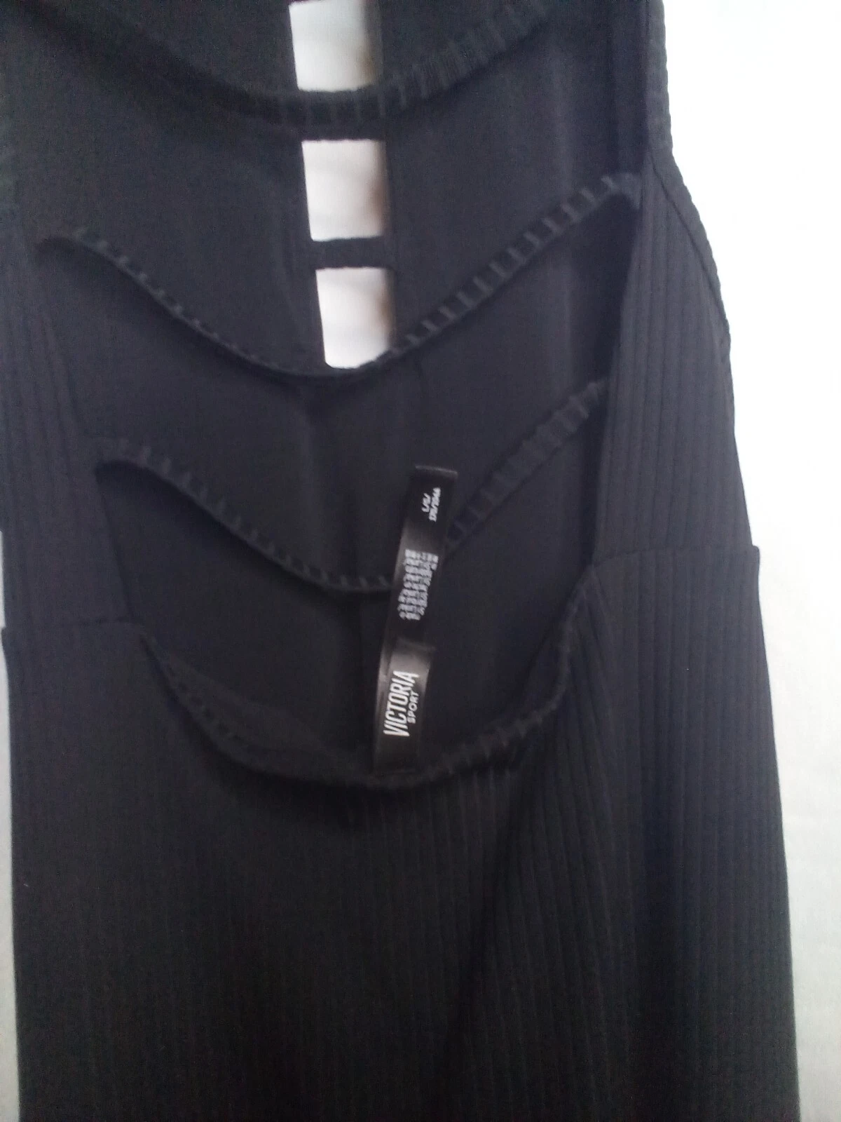 UNDERCOVER Abito sportivo Victoria L senza maniche con cinturini a costine nero