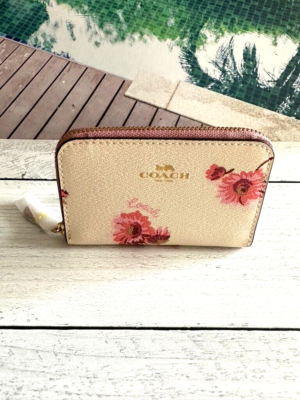 BN COACH 87796 FLORAL ZIP ACCORDIAN CHANGE/CARD CASE in CHALK