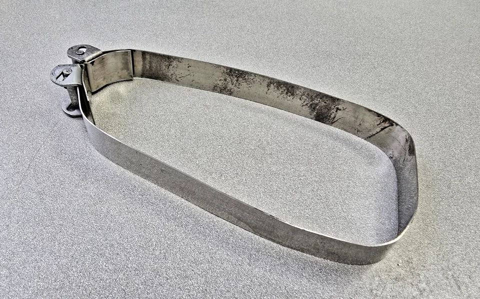 USED ORIGINAL PORSCHE 911 930 WINDSHIELD WASHER BOTTLE STAINLESS STEEL STRAP #2 - Изображение 2 из 4