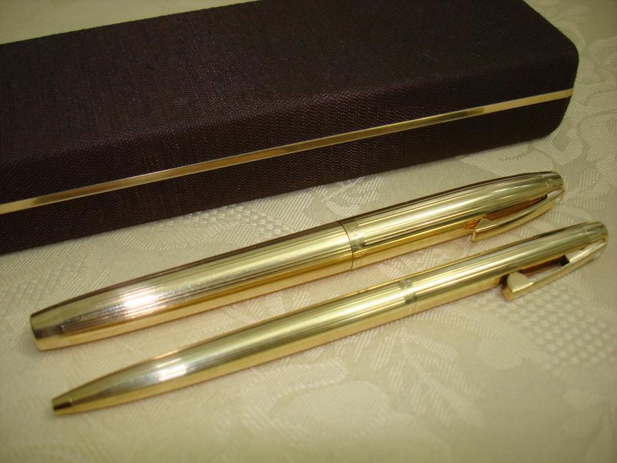 SHEAFFER 