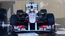 Minichamps Sauber C30 Ferrari Kamui Kobayashi 2011 1/43 Collectible 15+