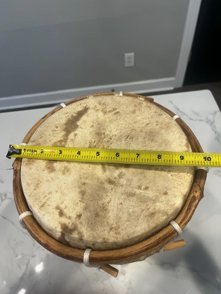 Tambor Beliceño Hecho a Mano - Firmado por Austin Rodríguez (Dangriga, Belice) Foto 3 de 4