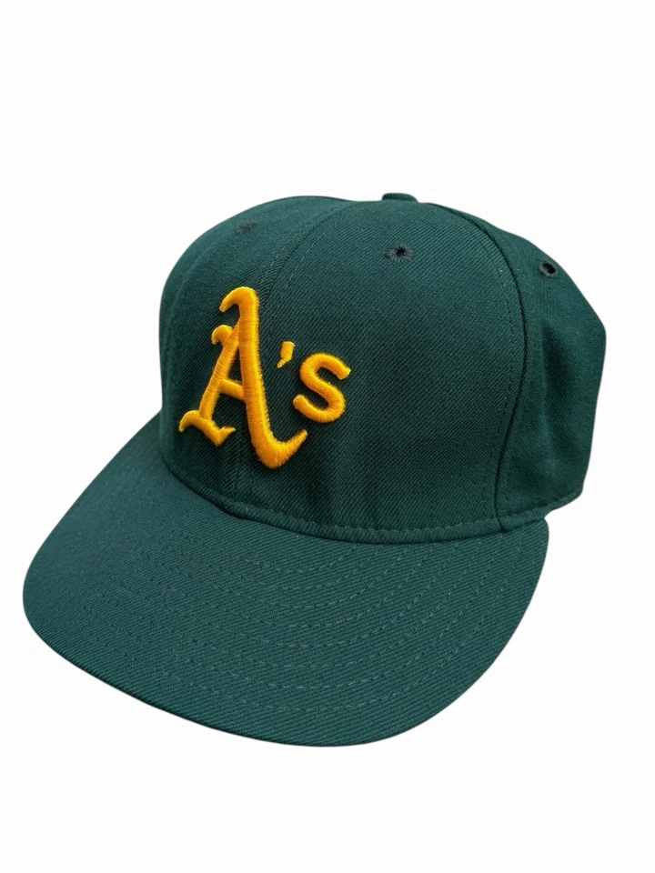 Vintage Oakland Athletic MLB New Era 5950 On Field Authentic Fitted Hat 6 7/8 - Image 3 of 4