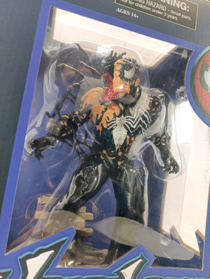 2018 MIB Diamond Select Marvel Gallery Venom PVC Diorama for sale