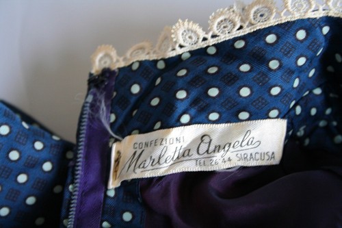 Vestido Años 60 - Seda - De Colección - Azul/Blanco Manchado - Marletta Angela - Reino Unido 12 - Imagen 7 de 7