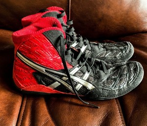 wrestling shoes size 8.5