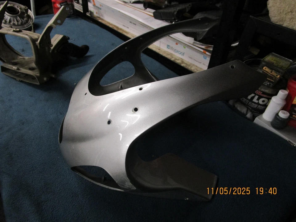 Ducati ST2  front top fairing silver 1999 (small scrape) - Image 2 of 4