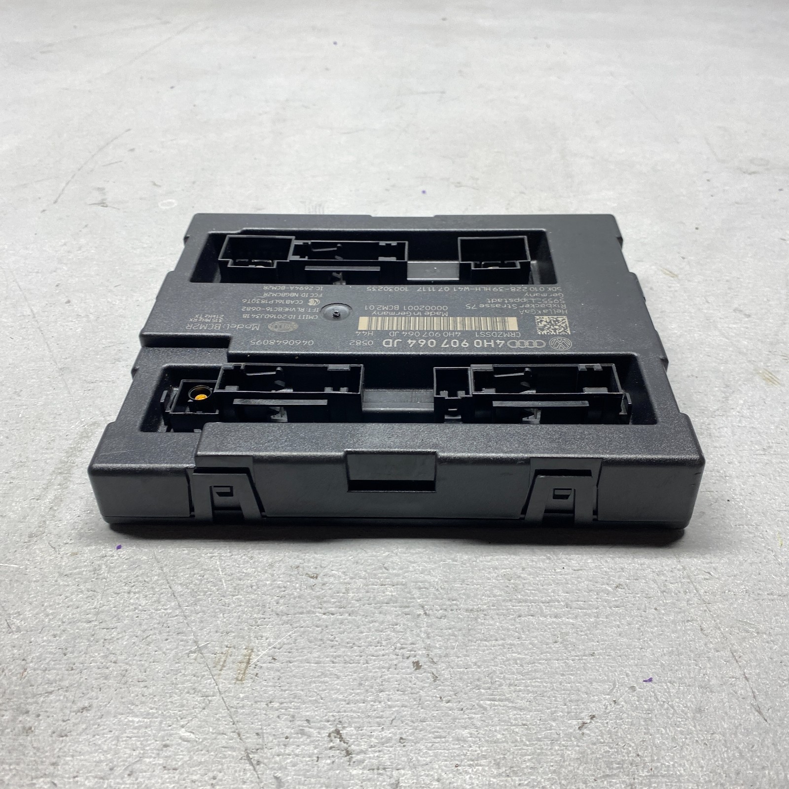 2018 Lamborghini Huracan Body System Control Module 4H0907064JD
