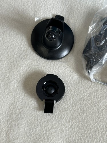 Garmin Drive 60LM US and Canada Automotive Mountable GPS - Picture 7 of 10
