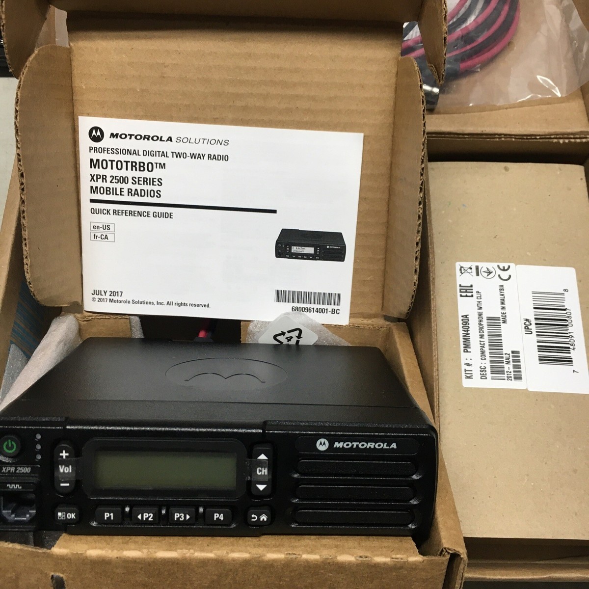 NEW Motorola XPR2500 VHF 136-174 MHz mobile radio AAM02JNH9JA1AN