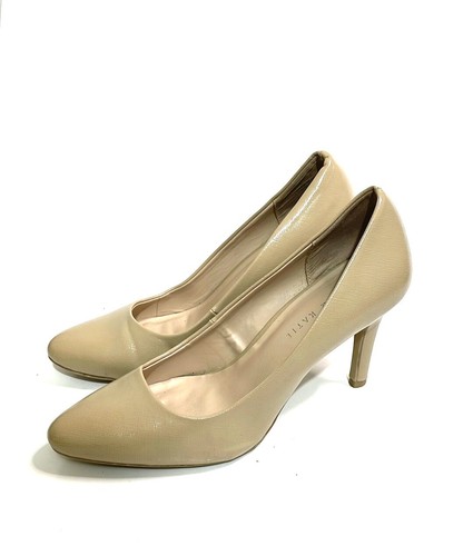 tan work heels