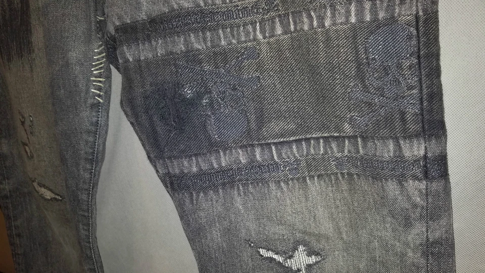 Pantalones de mezclilla Mastermind Japón 2012 Distress lavado pierna recta talla L gris Foto 4 de 4