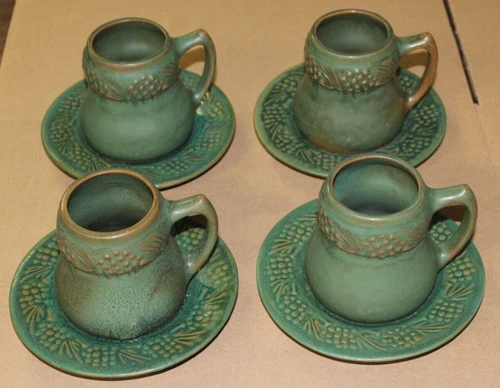 4 BENNINGTON UNITED CRAFTS STICKLEY MUSEUM ART POTTERY PINECONE Mug Cups Saucers