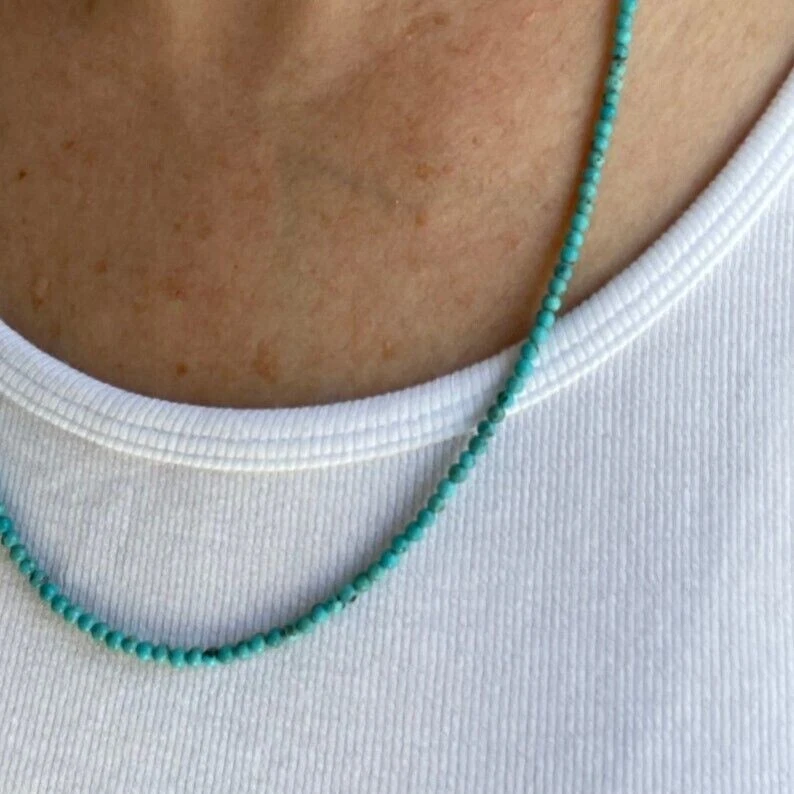 Collar de 18" con cuentas de piedras preciosas redondas facetadas turquesa africana natural de 2 mm para hombre y mujer Foto 2 de 4