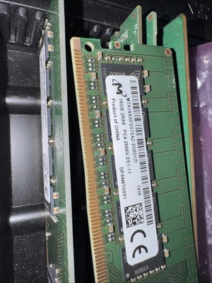 MTA18ASF2G72PDZ-2G6D2QK MICRON 16GB 2RX8 PC4-2666V Arbeitsspeicher