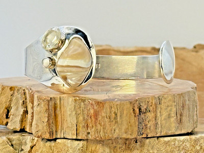 Lilly Barrack Sterling Silver Agate 3 stone Modern Style Cuff Bracelet--293.26
