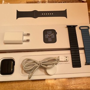Apple Watch SE 2.Gen 2022 GPS 40mm Alu Midnight Akku Zustand 89% OVP ZUBEHÖR