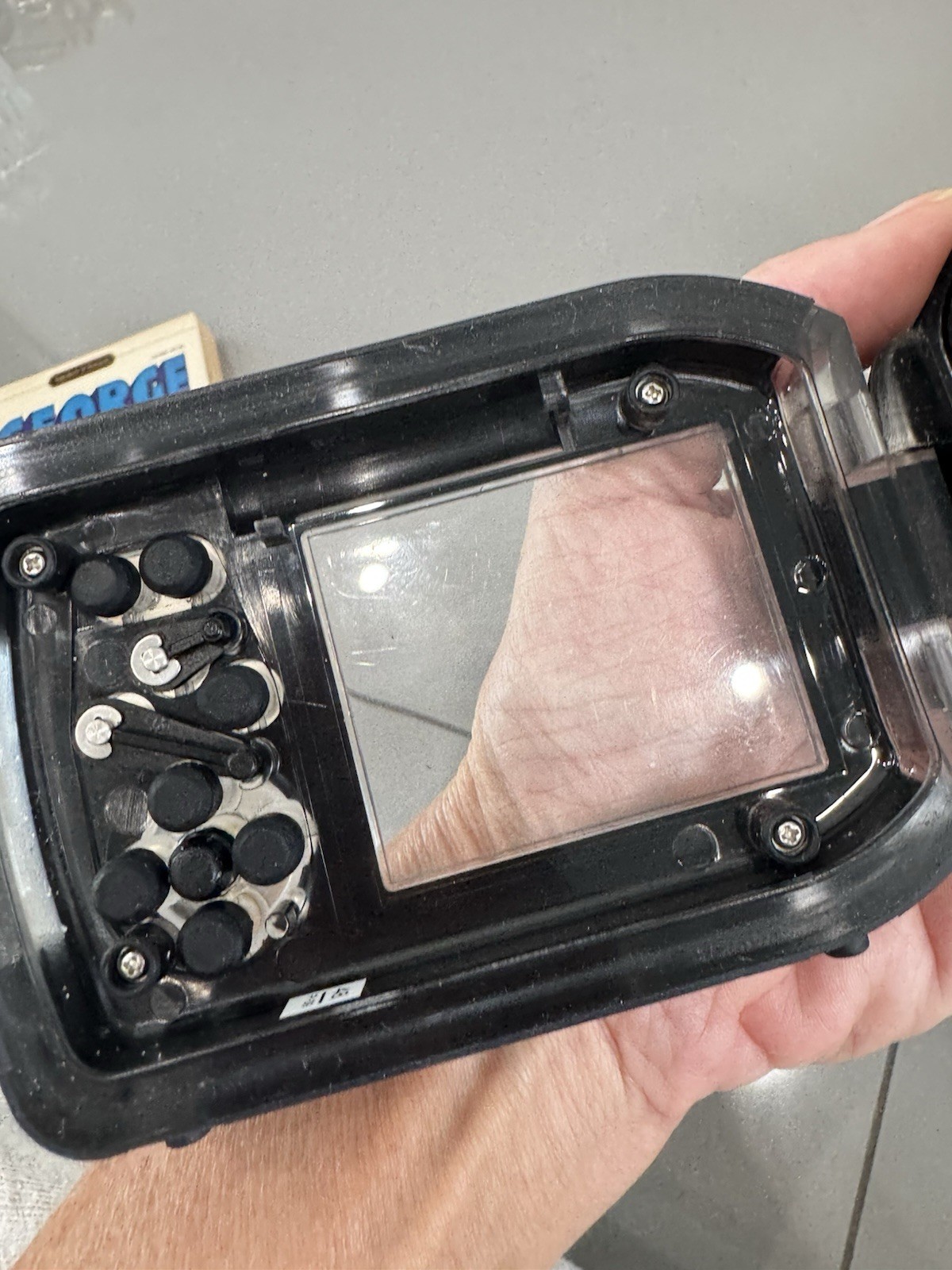 SeaLife DC1000 Digital Underwater Camera With Accessories