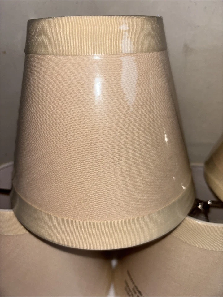 Juego de 5 campanas Pottery Barn clip en candelabros cónicos beige neutro NUEVO Foto 3 de 4