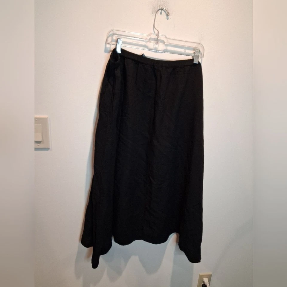 Falda midi cintura elástica mezcla lino negro talla XXL de H&M Foto 3 de 4