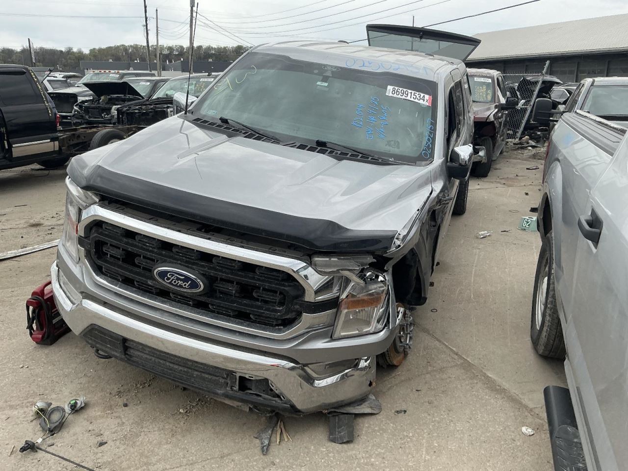 21-23 Ford F150 Pickup Passenger Tail Light Incandescent 4927130