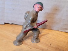 NICE 1940s BARCLAY #246/948 LEAD DIME STORE G.I. SOLDIER RUNNING WITH RIFLE  #2