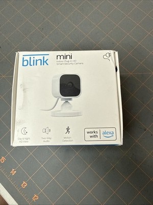 Blink Mini Indoor Plug-In Live HD Smart Security Camera (New in Box)