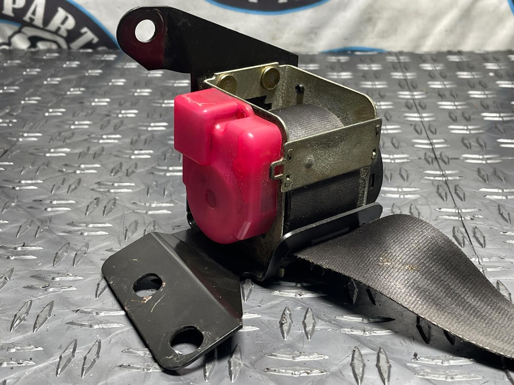 Ford GT 1999-2004 Front Left Seat belt