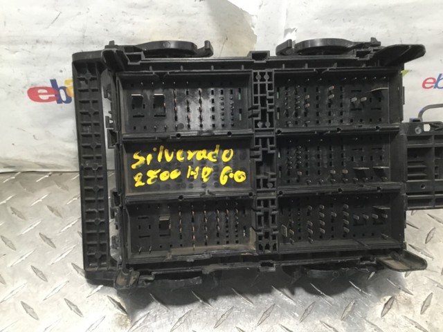 84095549 NEW OEM 2017 SILVERADO//SIERRA FUSE BLOCK DISTRIBUTION BOX