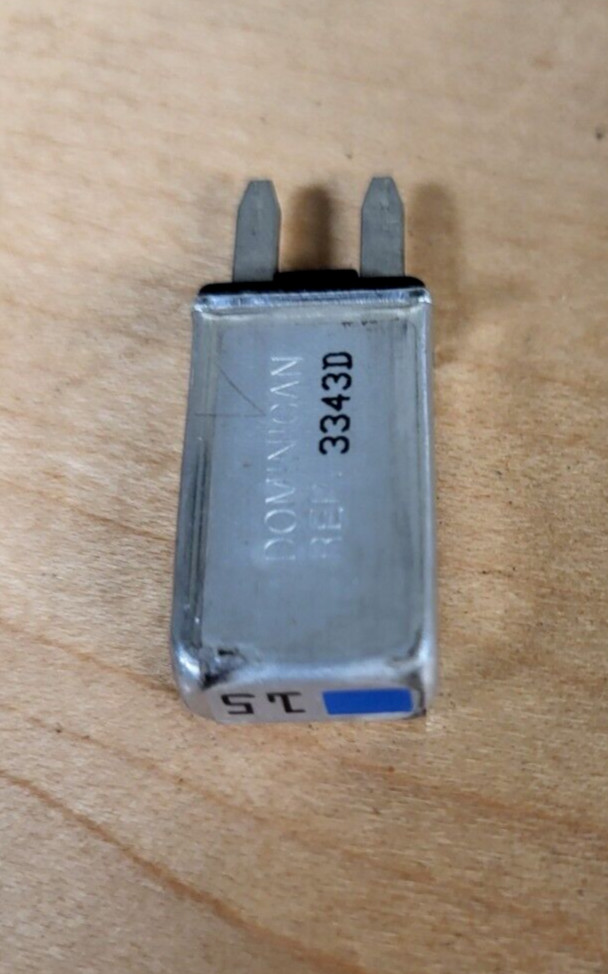 OEM # 12182113 GM General Motors AC DELCO OEM new CIRCUIT BREAKER 