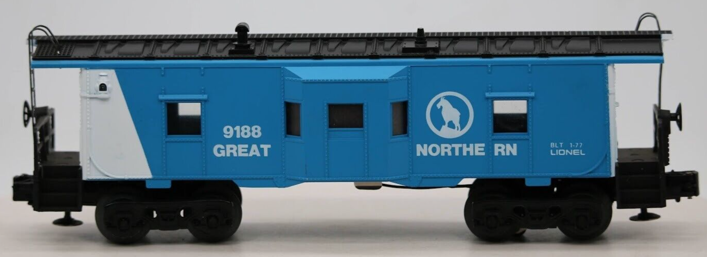 Lionel O Gauge Great Northern Bay Window Caboose with Lights 1:48 Scale