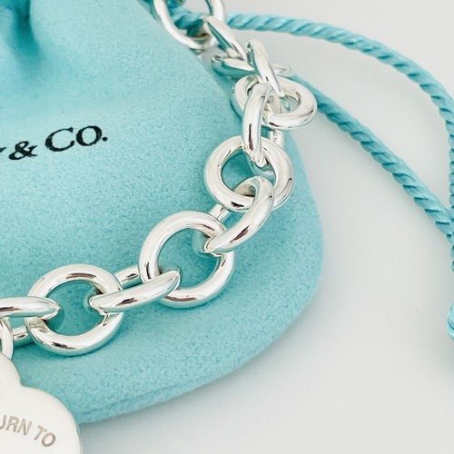 Please Return to Tiffany Heart Tag Charm Bracelet Tiffany with Blue Box or Pouch - Picture 9 of 12