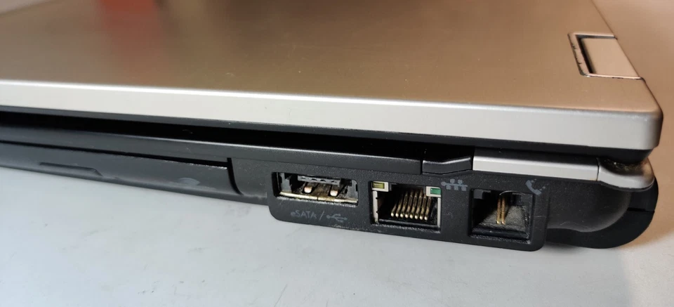 Hp Elitebook 8440P Laptop| Intel Core i5 @2.40Ghz|2GB W11 Pro 22H2 Version #903B - Image 4 of 4