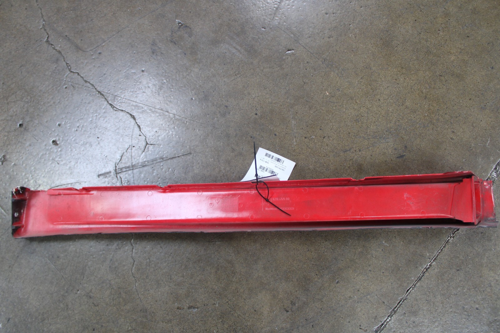 Ferrari 348, RH, Right, Rocker Panel, Cracked, Used, P/N 62065900