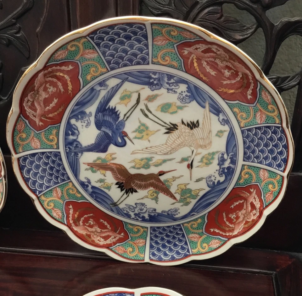 Japanese Imari 4 plate stand blue and white Crane bird gold gilt scallop large! - Image 4 of 4