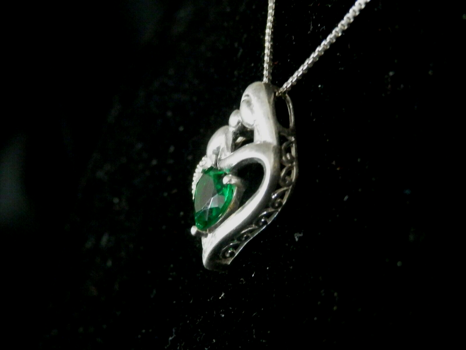 Picture 2 of 6
