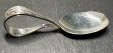 VINTAGE SILVER PLATED CURVED HANDLE BABY SPOON BY ROGERS ONEIDA G836