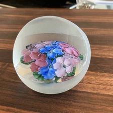 1987 Daniel Salazar Lundberg Studios Faceted Basket Bouquet Glass Paperweight