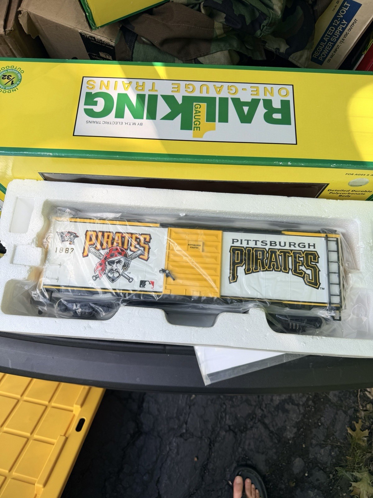 Click here to see eBay Auction