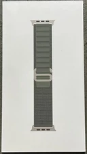 Genuine Apple Watch Band Alpine Loop (49mm) Green - Medium (Fits 145mm - 190mm)