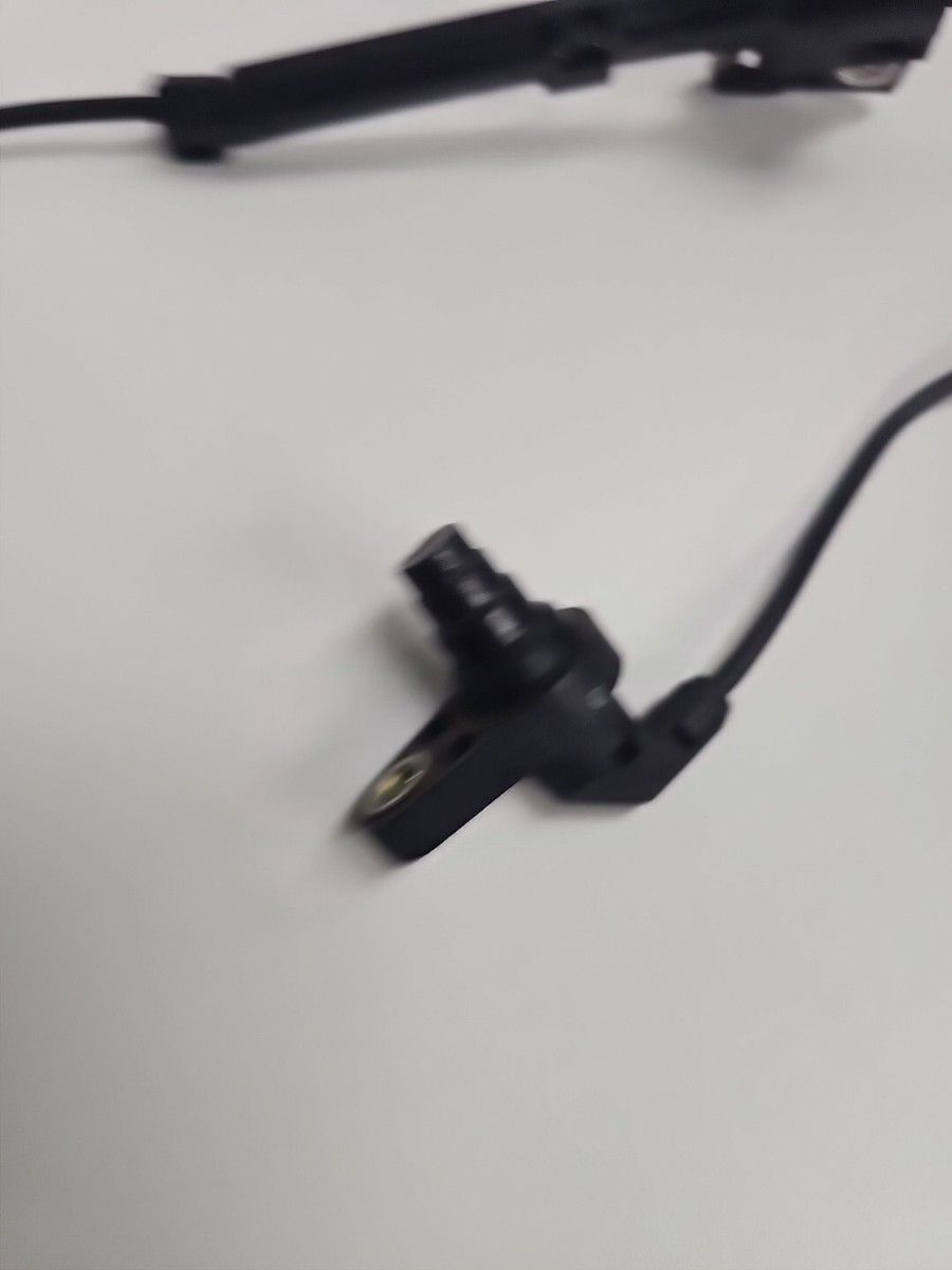 中古 レンツ α-10G 09-19 TOYOTA COROLLA FRONT RIGHT PASSENGER SIDE WHEEL ABS SENSOR