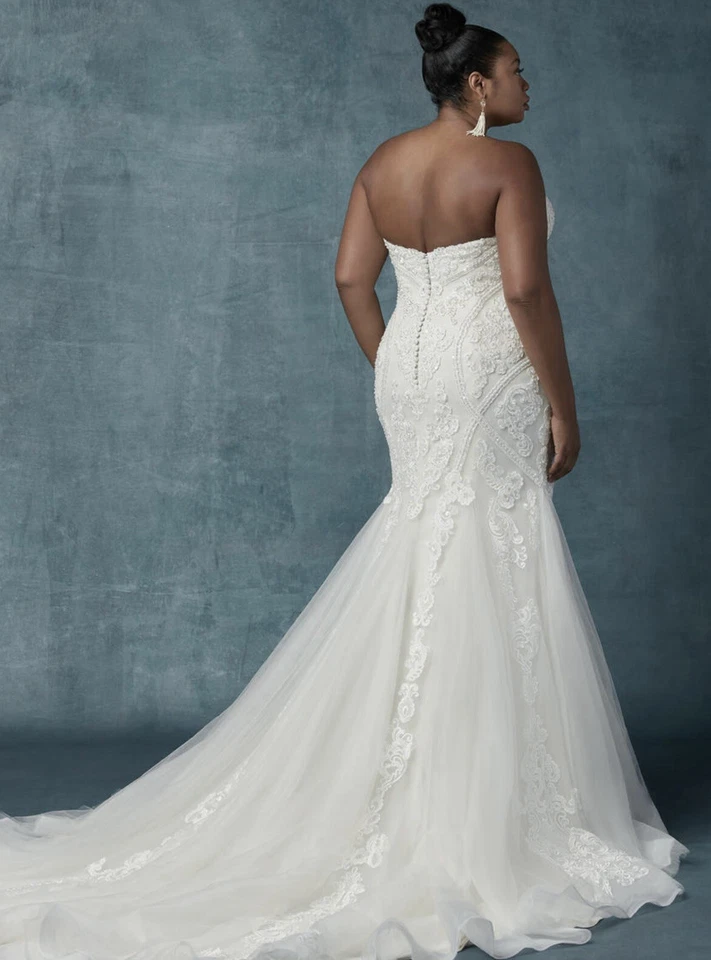 Vestido de novia para mujer Maggie Sottero talla 22 marfil con base rubor  Foto 2 de 4