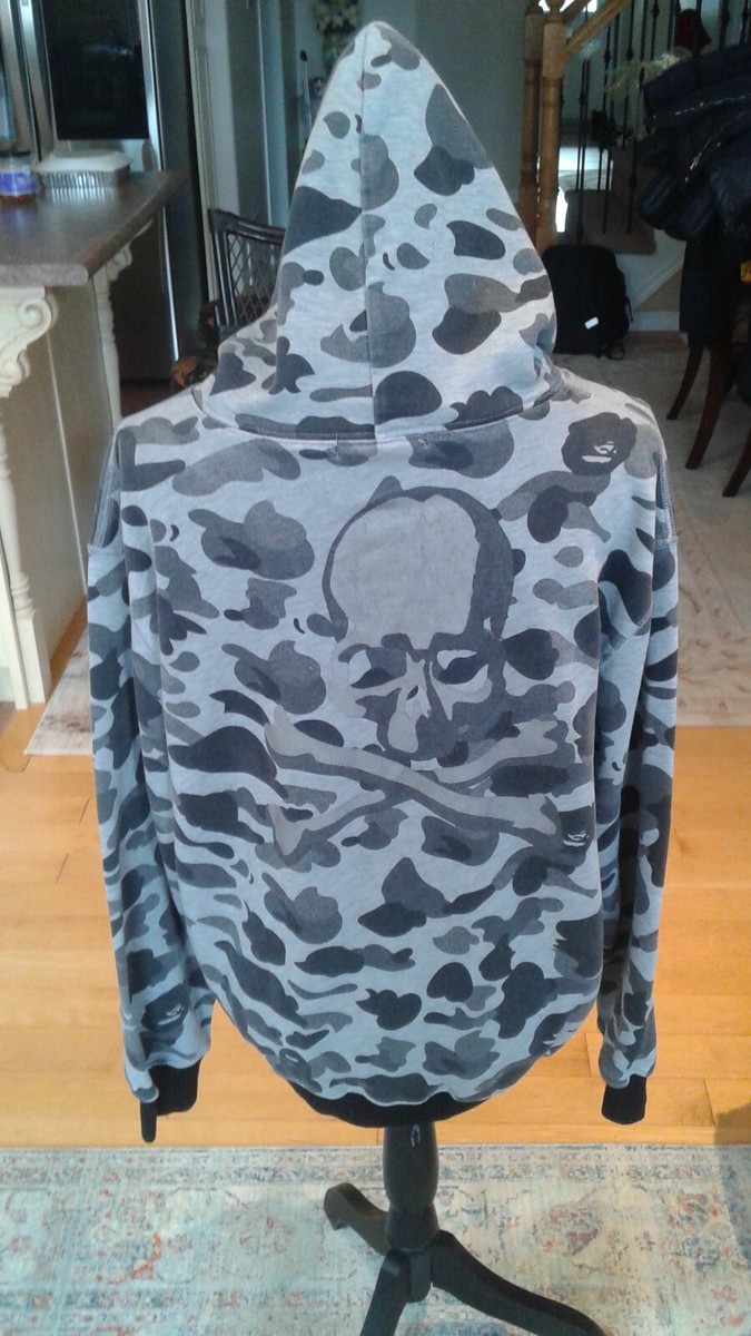 BAPE X MASTERMIND MEN CAMO HOODIE SIZE XL FIT L GREY COLOR BAPE X MASTERMIND MEN CAMO HOODIE SIZE XL FIT L GREY COLOR