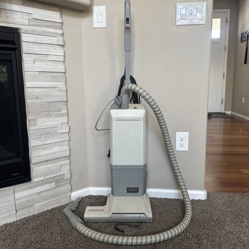 Electrolux Epic Series 3500 SR Upright Vacuum Cleaner With Hose