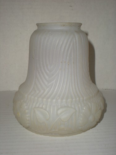 4 Vintage Art Deco Ribbed Floral Frosted Glass Lamp Shades 2 1/4" Fitter vtg set