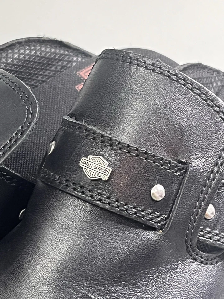 Harley Davidson Women’s Elsie Black Leather Studded Mules Clogs D84405 Size 9.5 - Image 4 of 4