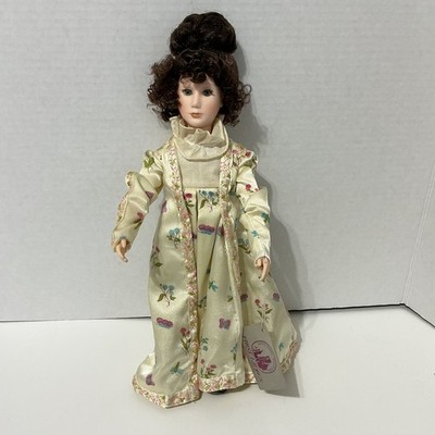 VINTAGE 1985 DOLLEY MADISON  SMITHSONIAN INSTITUTE 1ST LADY DOLL SIGNED