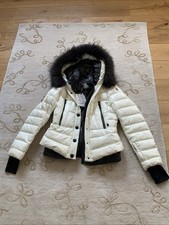 Moncler Grenoble Women's Jacket Size 4 Bever Cream / Ivory Puffer Coat Hooded